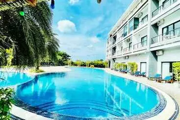 Kep Bay Hotel & Resort