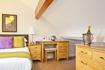 酒店 Watermill Inn & Brewing Co