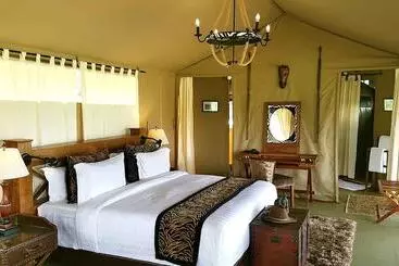 هتل Ole Serai Luxury Camp