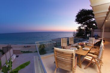 Жильё для туристов Infinity Beach House In Kefalonia