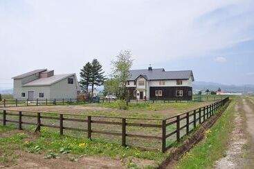 Pensió Gufo No Mori Kamifurano