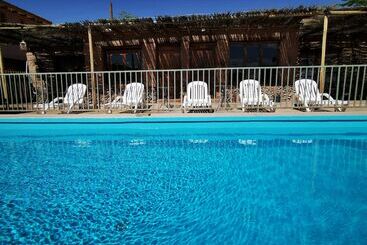 בית מלון כפרי Lodge Y Cabañas Rio Yaye