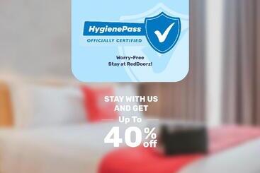 Szálloda Reddoorz Plus @ Purwosari