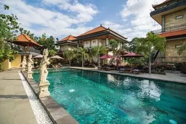 Hotel Yoga Amertham Retreat & Resort