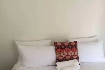 Pensione Mo Nize Villa Guesthouse