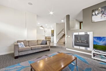 آپارتمان‌های توریست‌ها Blue Ice