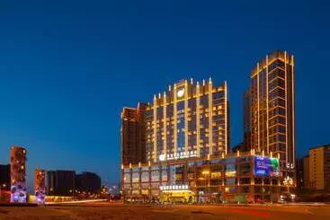 Hôtel Hualuxe Leshan, An Ihg