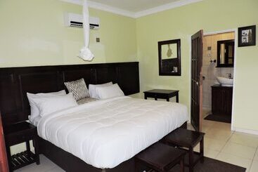 Café Zambezi House Of Africa Hostel