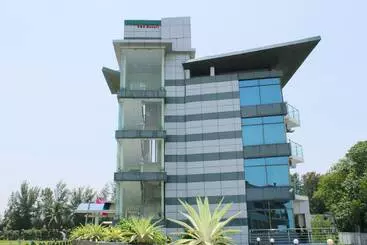 Hotel Brisa Marina Cbc Resort