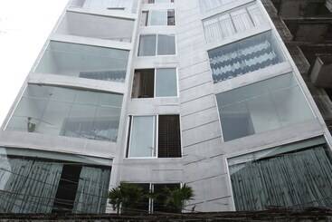 هتل Laziz Bay Wonder