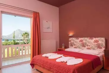 Hotel Petritos Rooms And Studios