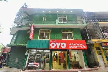 Oyo 10566 Hotel Shanti Guest House
