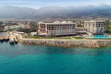 Kaya Palazzo Resort & Casino