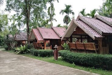 Отель Phetsangsom Resort