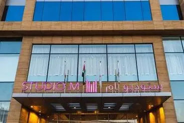 Studio M Arabian Plaza Hotel & Hotel Apartments