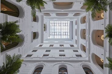 Mystery Hotel Budapest