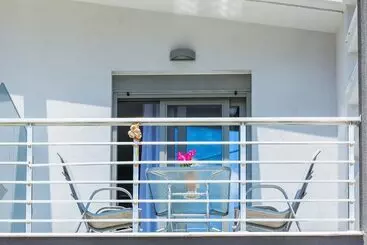 Huoneisto Nymphes Deluxe Accommodation