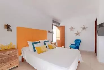 Villa Alcanada Lighthouse