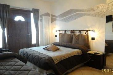 تختخواب و صبحانه La Casa Del Grillo 1