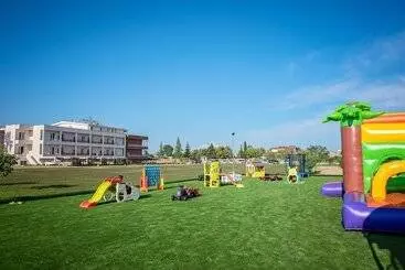 Hotelli Mythic Summer