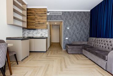 هتل آپارتمان Panorama Kvariati