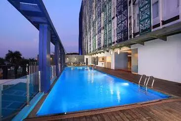 Hotel Swissbelinn Modern Cikande