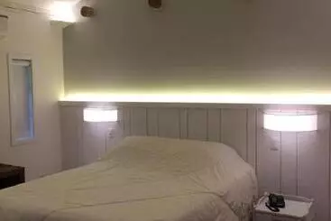 ペンション Auberge Suisse Pousada