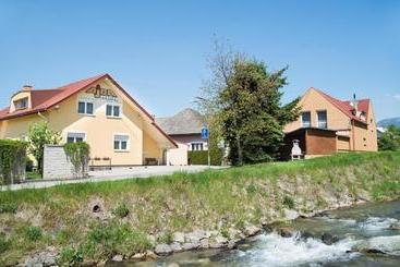 ペンション Penzion Ajda