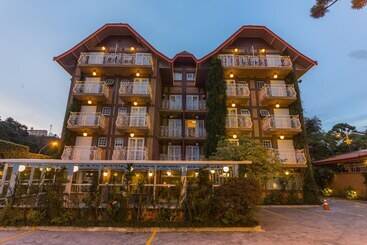 アパートホテル Palazzo Reale