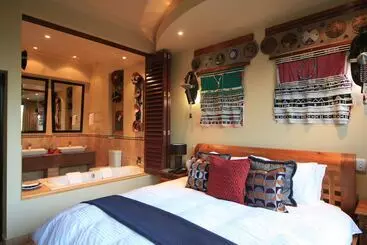 Majatalo Ammazulu African Palace