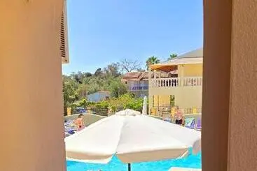 Apart Otel Villa Kormos Apart