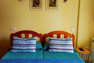 膳宿费 Pensión El Hidalgo