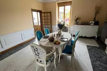 ペンション La Salmonière