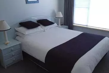 Breakers Apartments