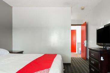 Общежитие Raceway Inn