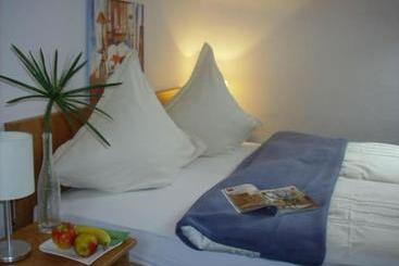 펜션 Garni Zentral