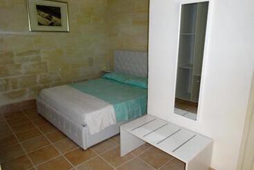 هتل Casa Colonica Liliane B&b