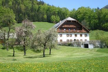 هتل Russbachbauer