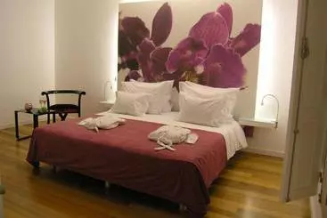 Majatalo Casa De Alpajares   Guest House & Spa