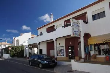 Apartamentos E Quartos Atalaia
