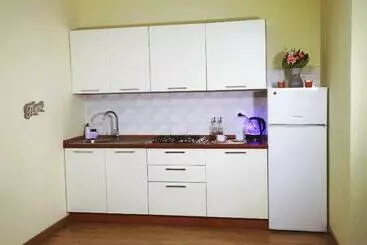 Huoneistohotelli Residence Torre Saracena