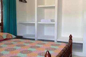 پانسیون Posada Nativa Miss Nova