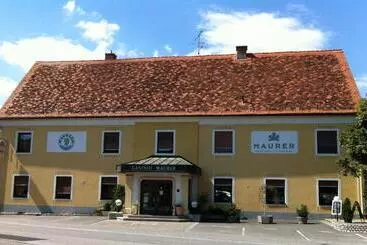 ユースホステル Maurer Gasthof Vinothek