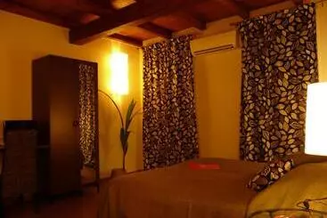 ユースホステル Locanda Della Fiorina