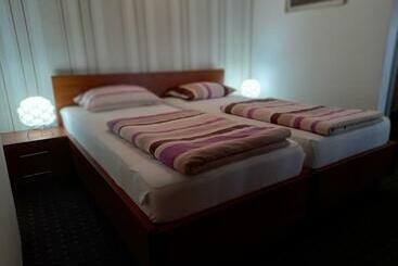 پانسیون Prenociste Zan