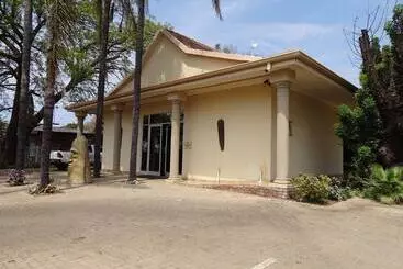 Majatalo Ya Rena Guest House