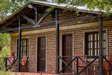 Retkeilymaja Las Azaleas