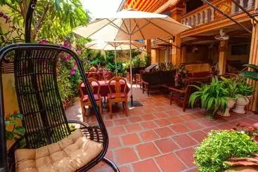 Pensione #10 Lakeside Guesthouse