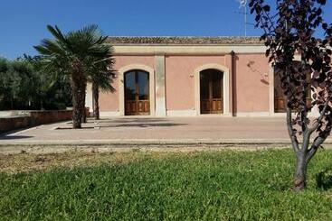 Hotel Agriturismo La Taverna