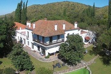 هاستل El Potrerillo De Larreta